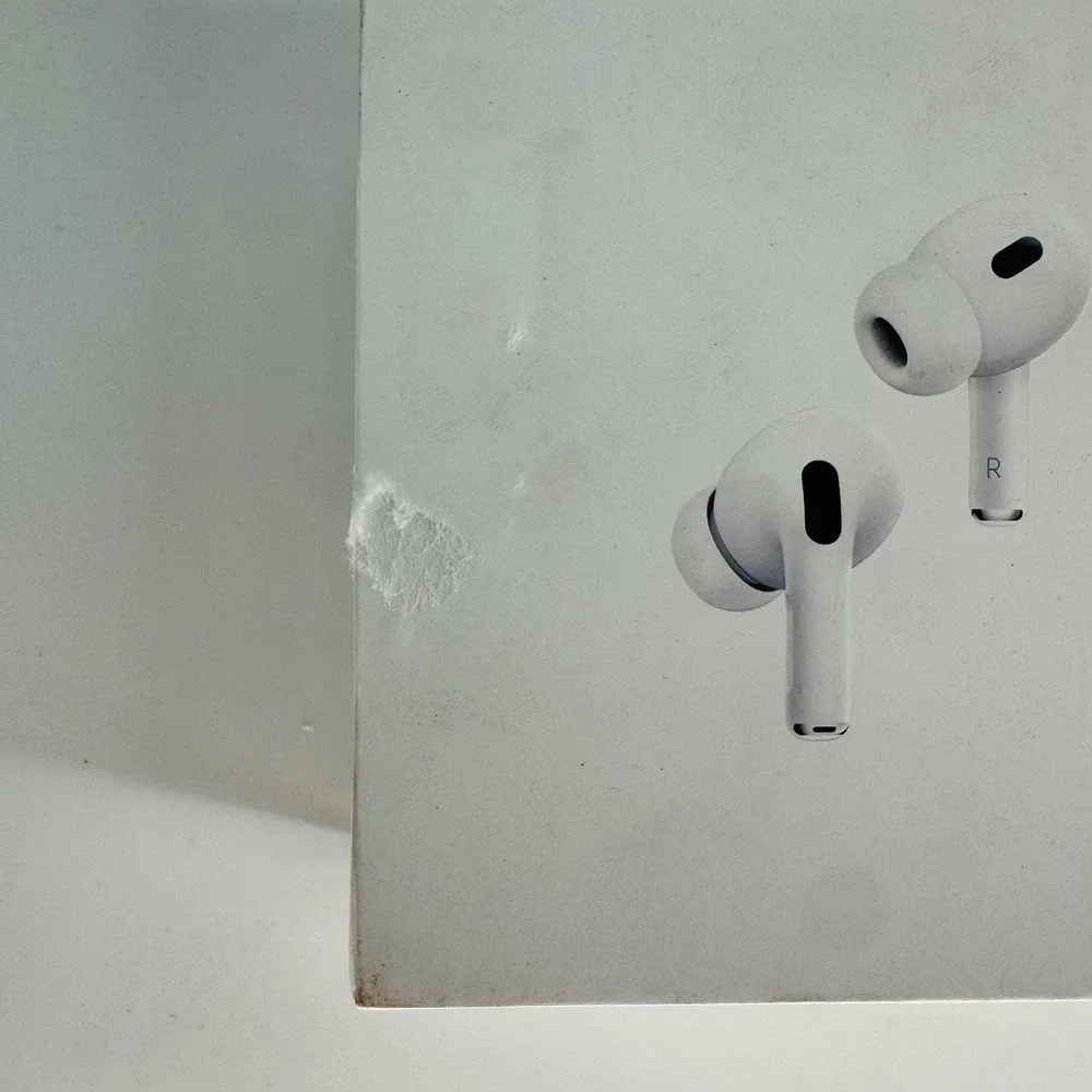 Apple AirPods Pro 2nd Gen White Wireless MagSafe USB-C MTJV3LL/A